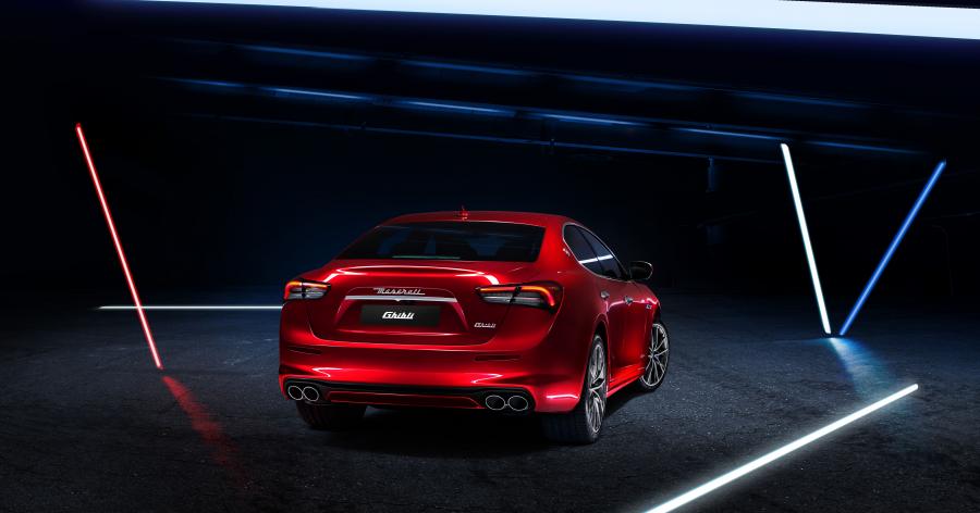  Maserati Ghibli GranLusso Hybrid Fenice (M157) 2020 года  (фото 13 из 15)